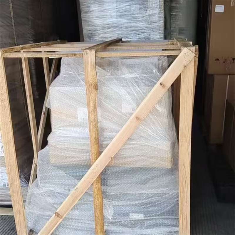 策勒县金塔县：物流专线的高效货运之旅