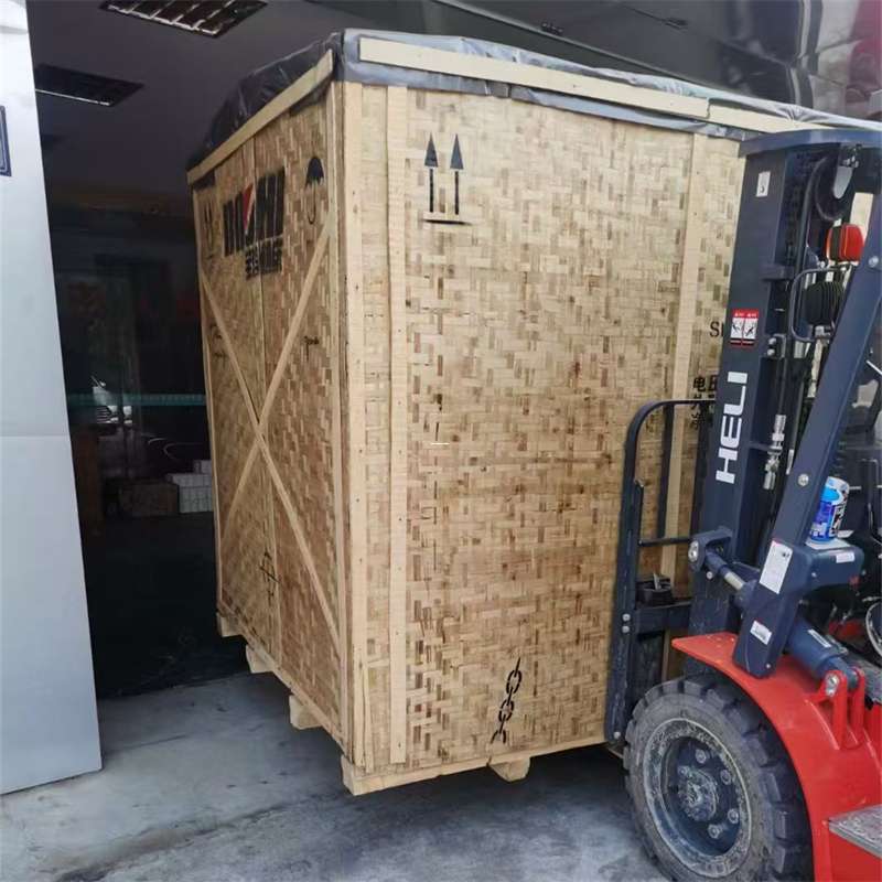 策勒县昌都市：全方位物流专线服务领航者